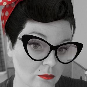 Meet your Posher, Danielle